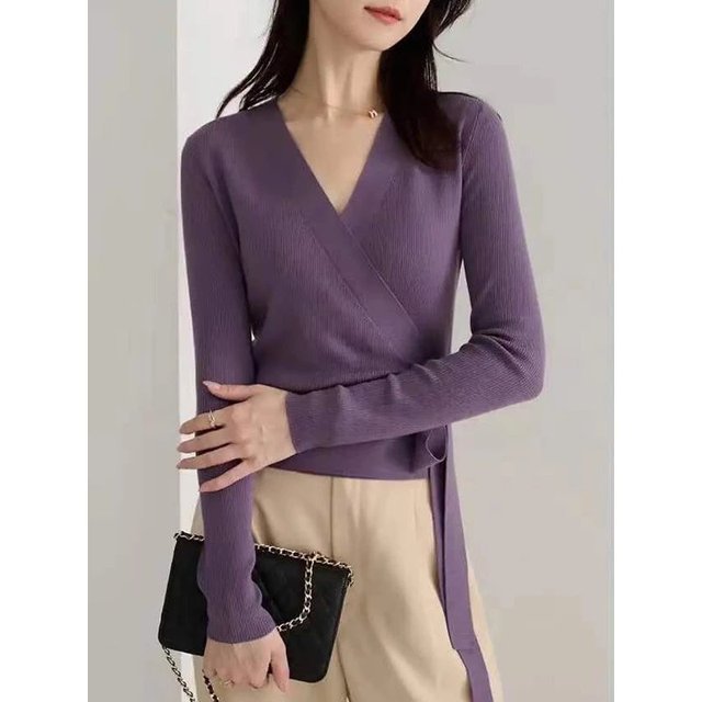 Elegant Knit V-Neck Cardigan